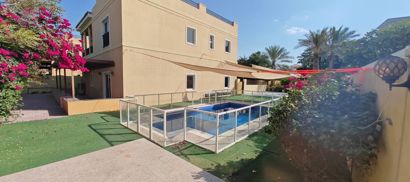 Amazing ready to move villa 5 Bedroom + Maid / Huge plot / Private Swimming pool - Image 35