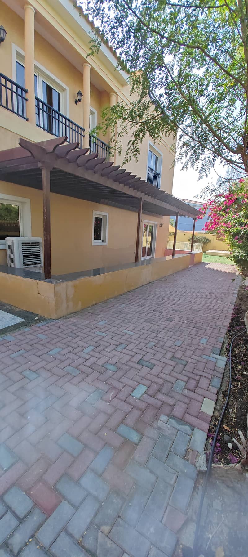 Amazing ready to move villa 5 Bedroom + Maid / Huge plot / Private Swimming pool - Image 39