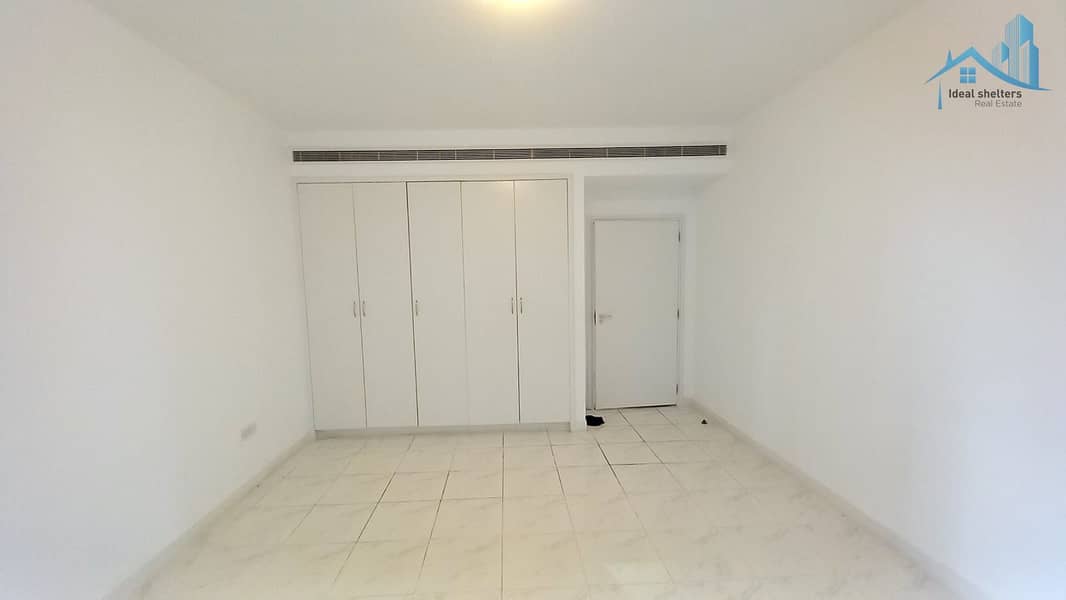 SPECIOUS 4BHK || CHILLER+WATER FREE BUILDING ||