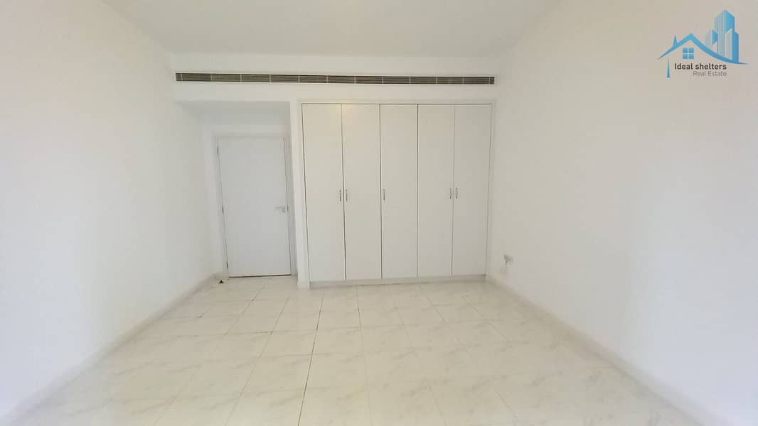 SPECIOUS 4BHK || CHILLER+WATER FREE BUILDING ||