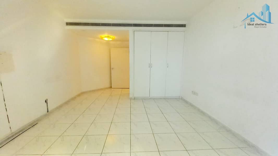 SPECIOUS 4BHK || CHILLER+WATER FREE BUILDING || - Image 18