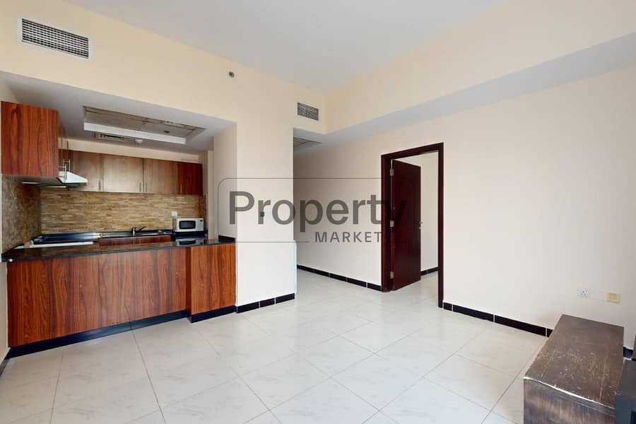 Contemporary 1-BR | Kitchen Equipped | Vacant