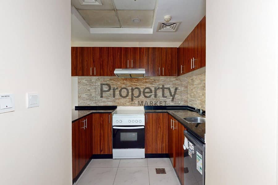Contemporary 1-BR | Kitchen Equipped | Vacant