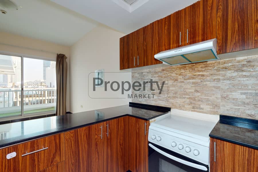 Contemporary 1-BR | Kitchen Equipped | Vacant - Image 6