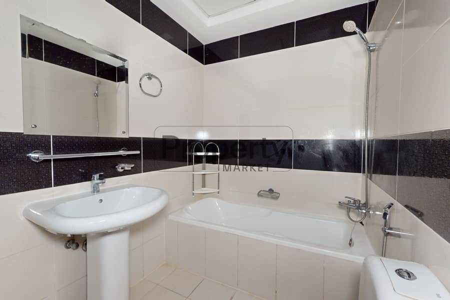 Contemporary 1-BR | Kitchen Equipped | Vacant - Image 7