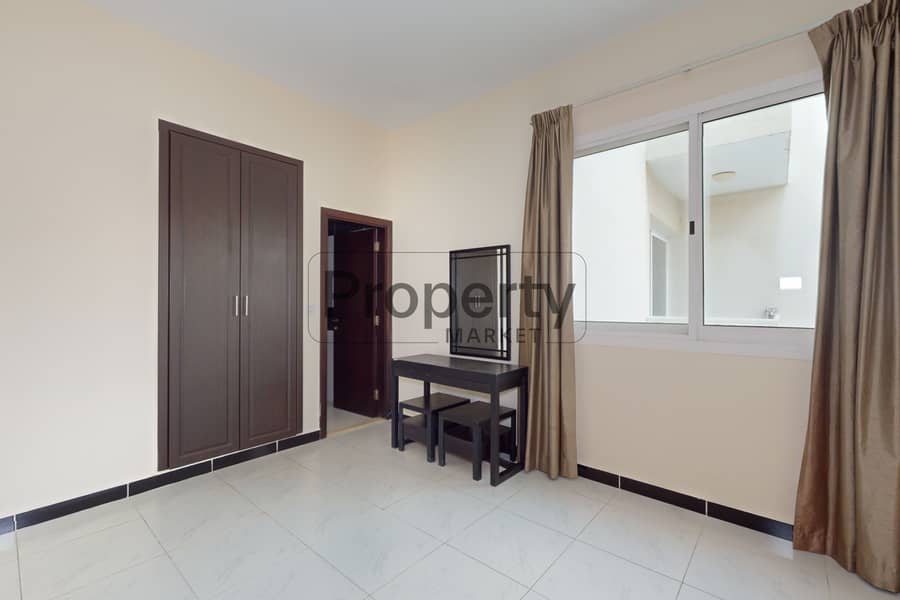 Contemporary 1-BR | Kitchen Equipped | Vacant - Image 9