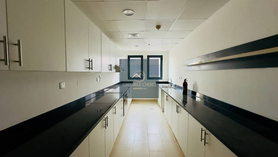 Near Metro and Malls | Spacious 3BHK | Family Building