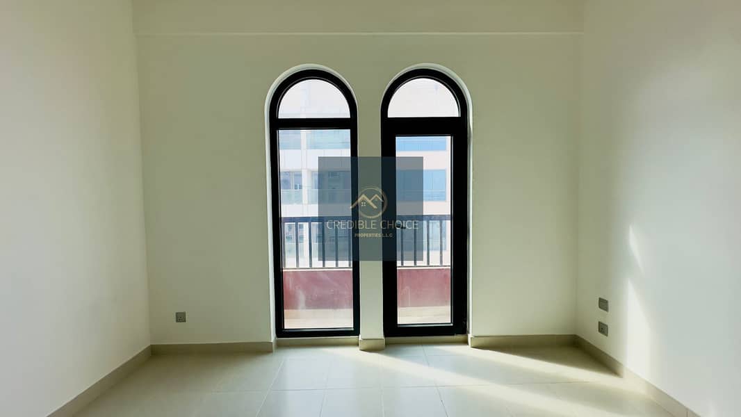 Near Metro and Malls | Spacious 3BHK | Family Building - Image 11