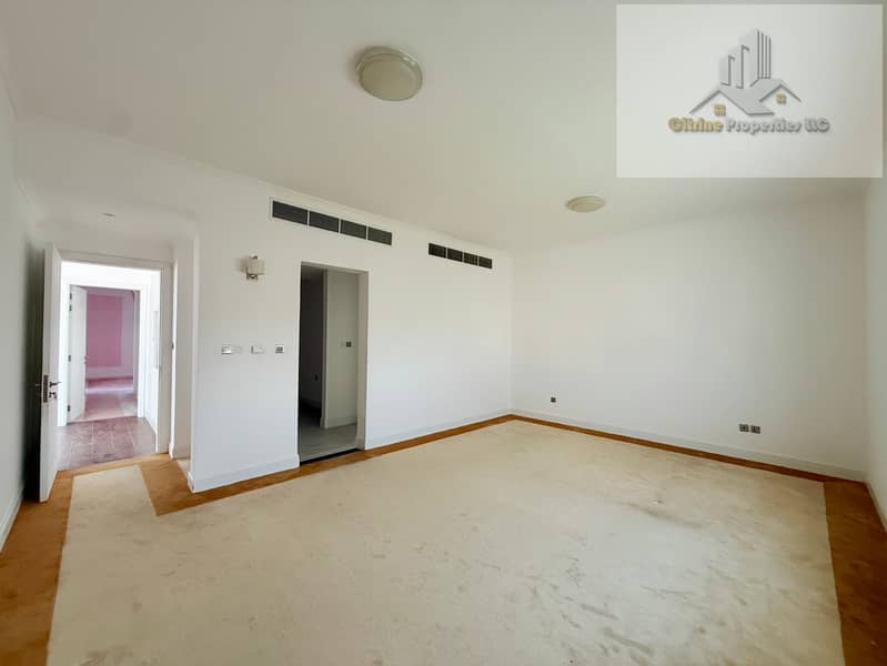 Corner Villa | Huge Garden | Covered Parking - Image 13