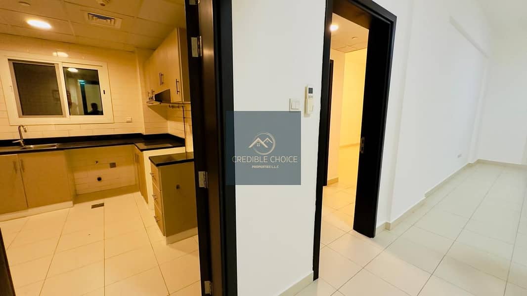 Huge Space 1BHK | Near Metro and Malls | Family Building - Image 12