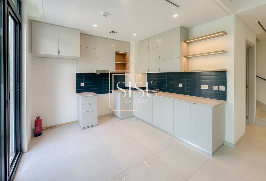 Vacant | Park Facing | Payment Plan