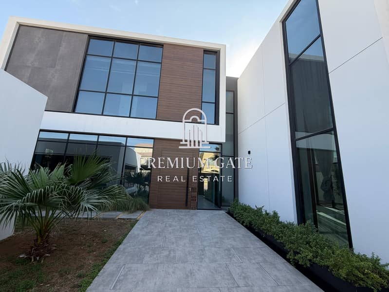 Luxury | modern 5BR | Gym | Pool | Maids