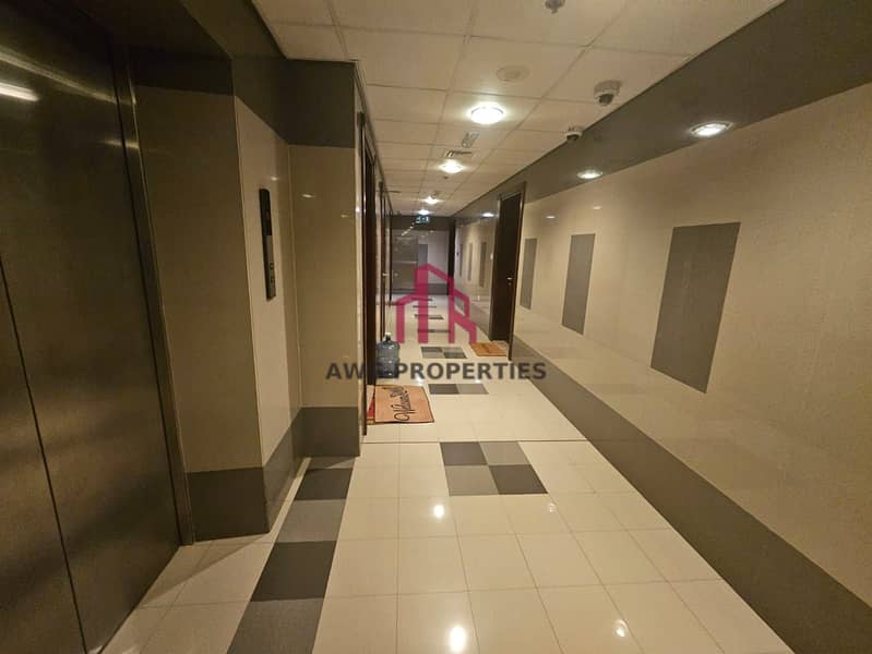 Golf Course View | Unfurnished | Ready To Move In - Image 12