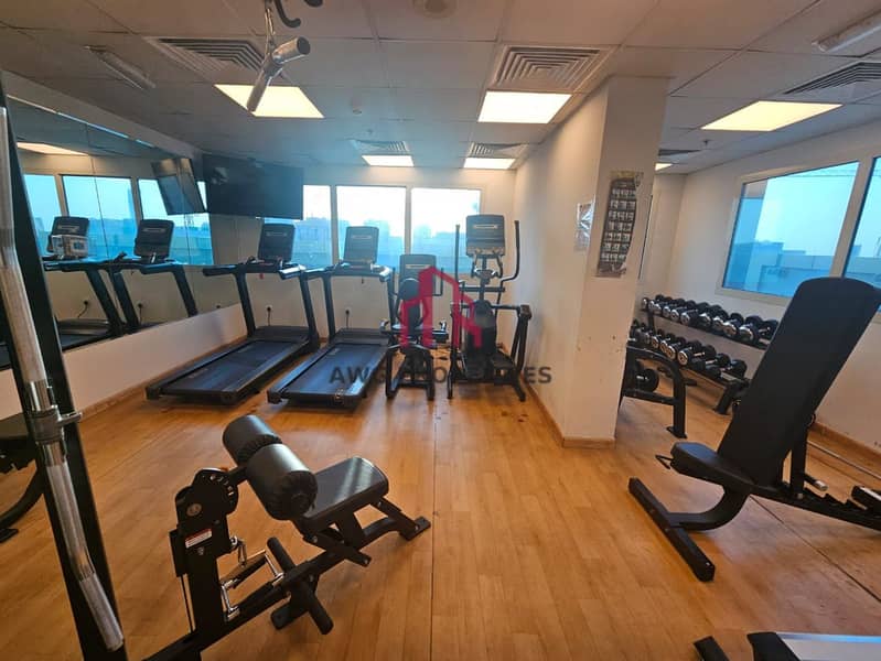 Golf Course View | Unfurnished | Ready To Move In - Image 13