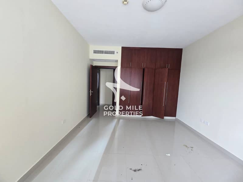 MODERN 2 BHK - SPACIOUS BIG LAYOUT - ELEGANT LIVING - ONLY FOR FAMILY - Image 17