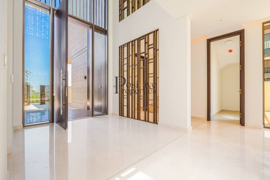 Bloom type | Designer 5BR Villa in a High-End Neighborhood Beside Lamborghini Villas