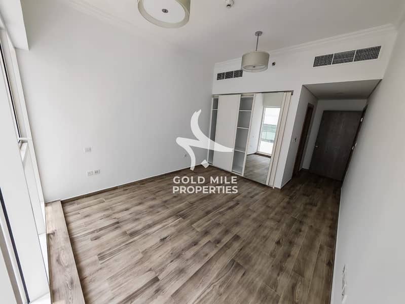 ELEGANT 2 BHK +MAID - BIG LAYOUT - HIGH CLASS AMENITIES