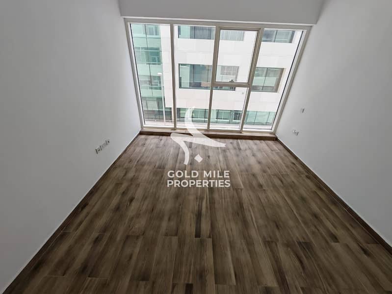 ELEGANT 2 BHK +MAID - BIG LAYOUT - HIGH CLASS AMENITIES - Image 8