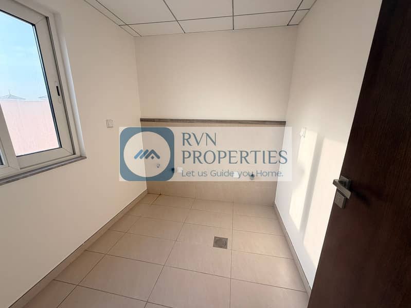 Ready to Move I Spacious | Unfurnished - Image 12