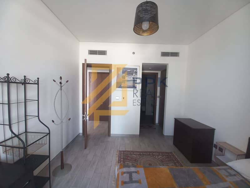 Fully Furnished I Spacious I Ready to Move - Image 11