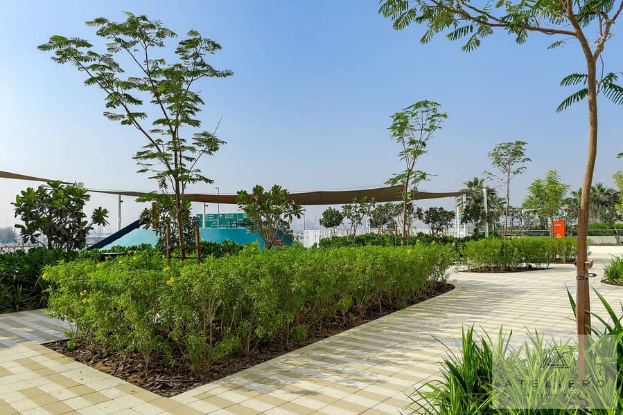 Stylish One-bedroom Apartment at Damac Hills Golf Gate - Image 35