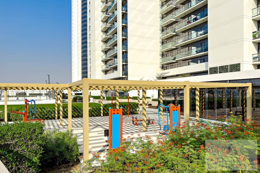 Stylish One-bedroom Apartment at Damac Hills Golf Gate - Image 36