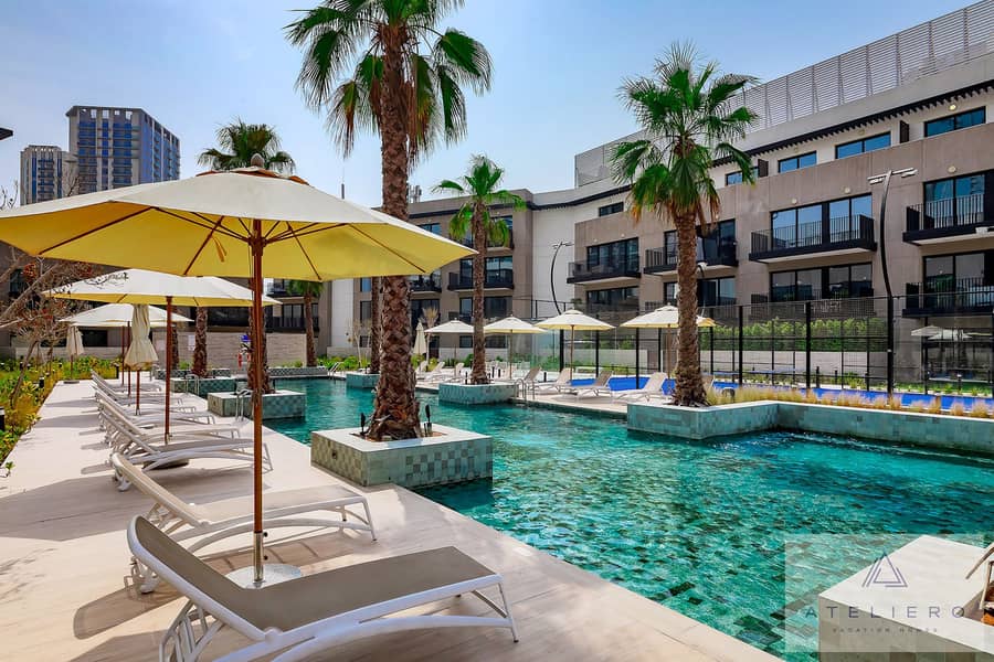 Oakley Square One-Bedroom Apartment with maid's room