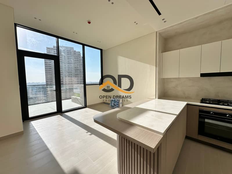 Brand New // Prime location // Smart Home - Image 9