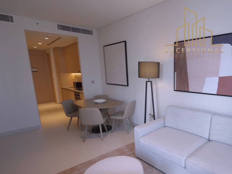 Exquisite Living || Mall Access || High Floor