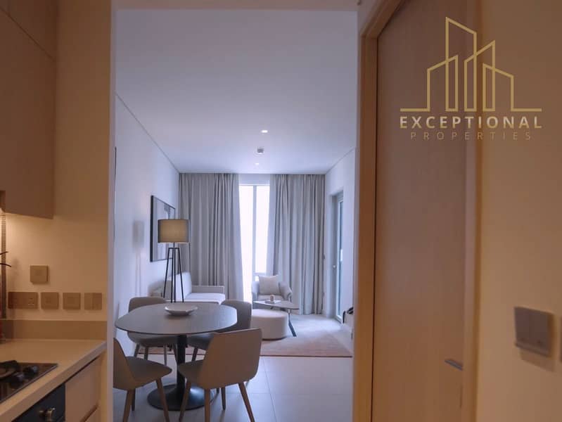 Exquisite Living || Mall Access || High Floor