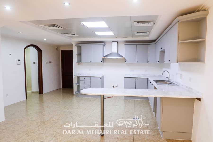 DUBAI WATER CANAL 4 B/R VILLA MAIDS ROOM WITH POOL & GARDEN - Image 10