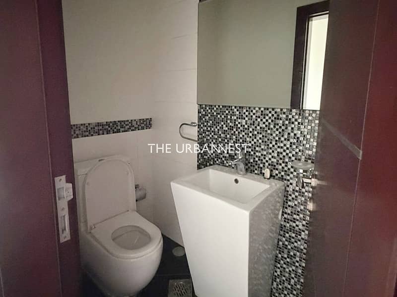 Vacant and Ready to Move In | Backing Park - Image 14