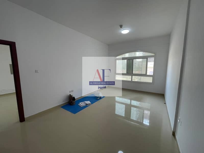 Elegant 1BR | Fully Renovated | Prime Location - Image 8