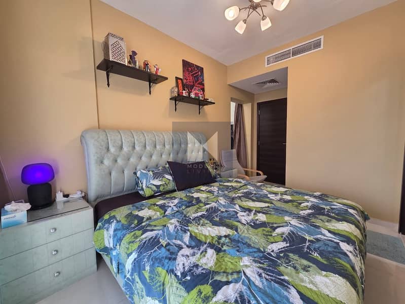 Corner 3BR | Fully Extended | Vacant on Transfer - Image 13