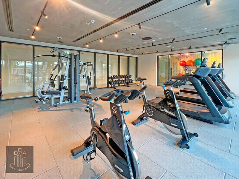 FULLY FURNISHED | READY | PARKING SPACE - Image 7