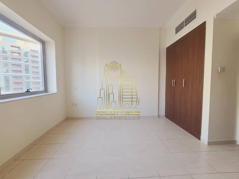 Lavish 1BHK | Big Balcony | Prime Location | Nice Community - Image 6