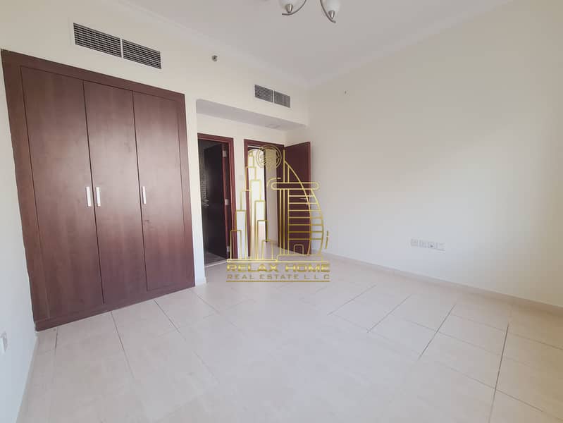 Lavish 1BHK | Big Balcony | Prime Location | Nice Community - Image 9