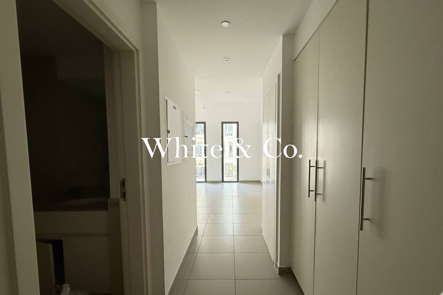 Well Priced | Well Maintained | Vacant - Image 9