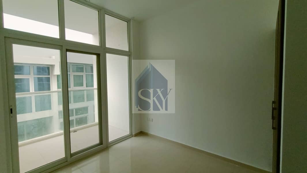 The Cheapest 5BR Townhouse In Damac Hills 2 - Image 15