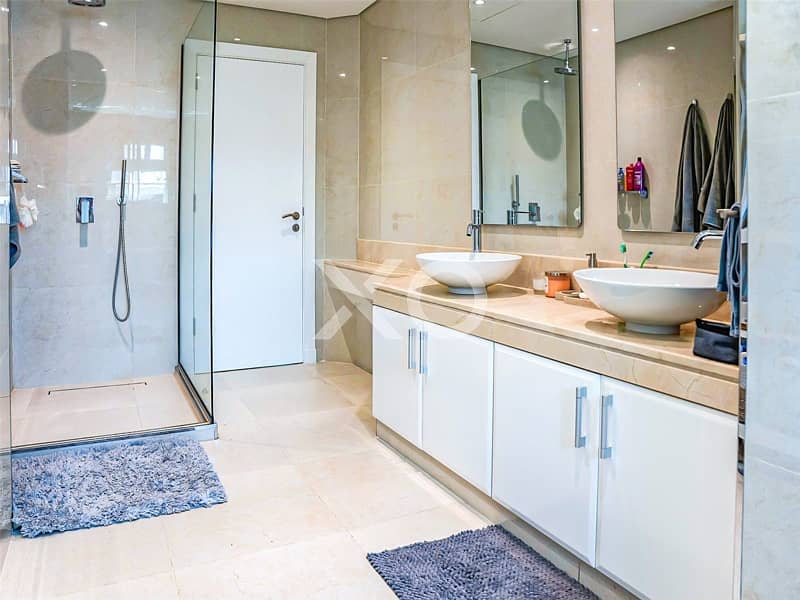 Low Floor | Fully Renovated | VOT - Image 9