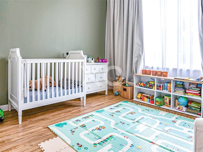 Low Floor | Fully Renovated | VOT - Image 12