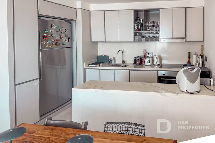 HIGH FLOOR | PALM VIEW | FURNISHED OR UNFURNISHED