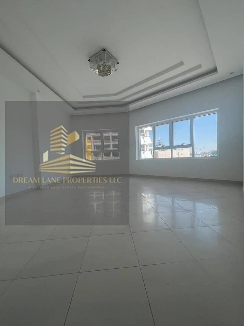 3 BHK DISTRESS DEAL FOR MORTGAGE BUYER / VERY VERY GOOD BUILDILDING /VACANT ON TRANSFER/PRICE 2 M - Image 14