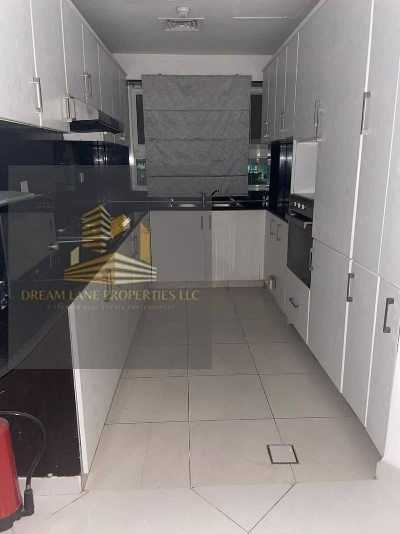 3 BHK DISTRESS DEAL FOR MORTGAGE BUYER / VERY VERY GOOD BUILDILDING /VACANT ON TRANSFER/PRICE 2 M - Image 17