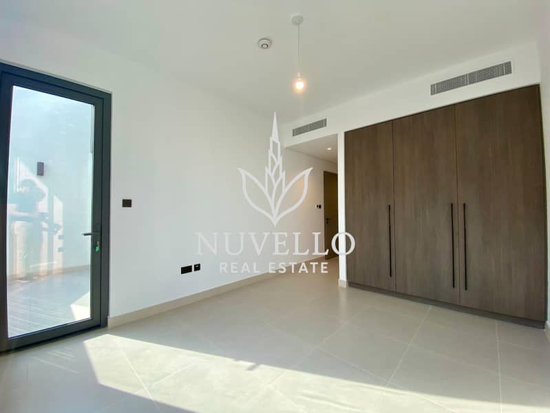 Near Park | Landscaped | Siemens Appliances - Image 9