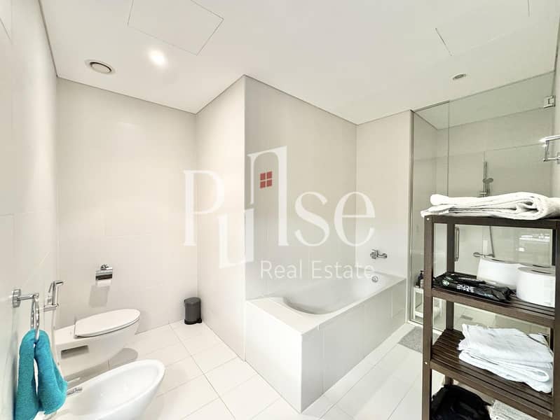 Upgraded 1BR | Unfurnished | DIFC and Sea Views - Image 16