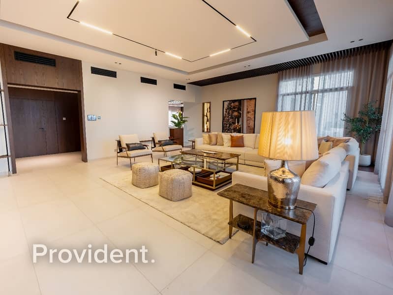 Luxury Duplex | Open Lake View | Unique Design