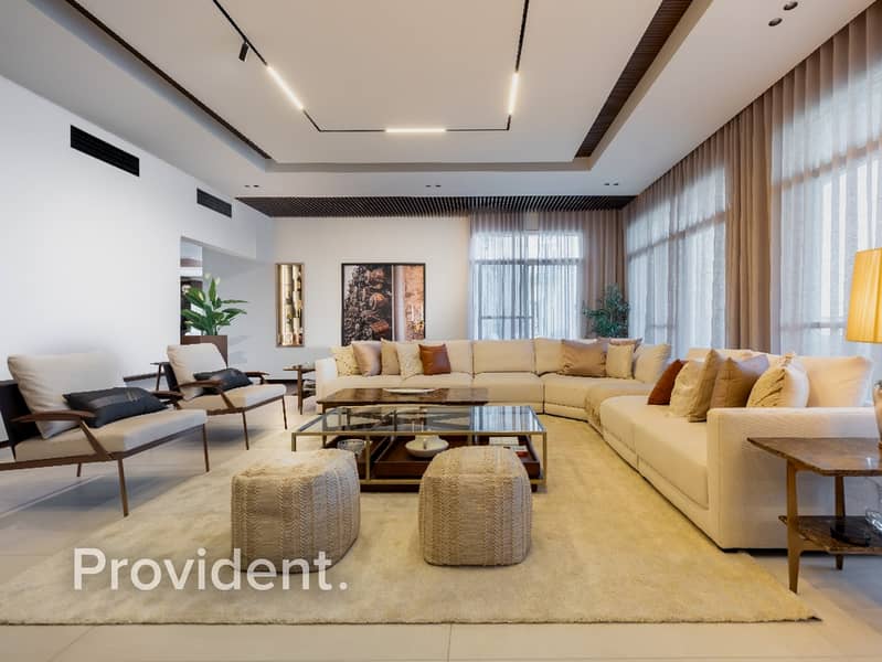 Luxury Duplex | Open Lake View | Unique Design