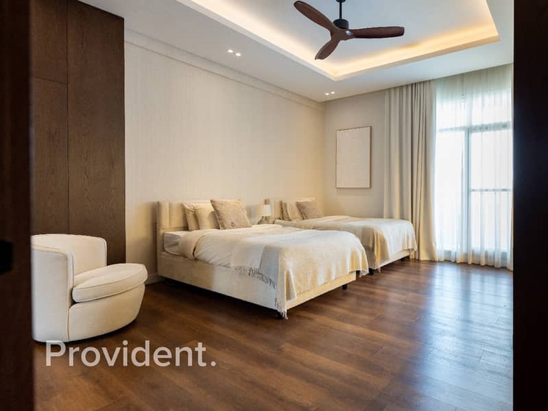 Luxury Duplex | Open Lake View | Unique Design - Image 22