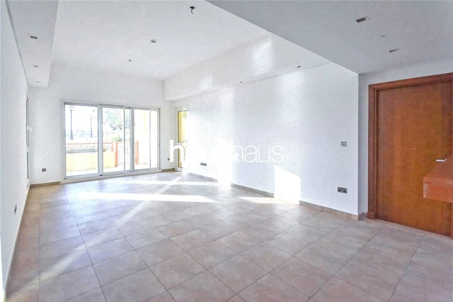 Sunset View | Private Garage | Large Terrace